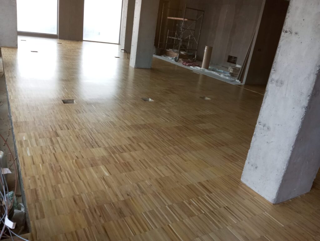 Lijado y barnizado profesional de parquets en Granada